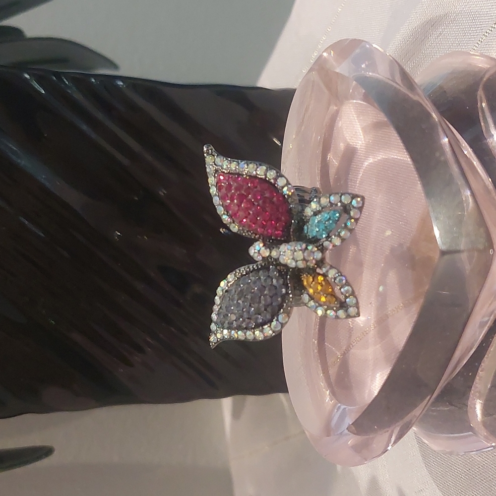 ❣️💫MARK DOWN💫❣️Bling Fashion Ring